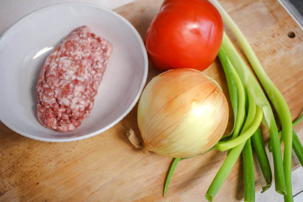 ingredients for Vietnamese Ground Pork in Tomato Sauce (Thịt Băm Sốt Cà Chua)