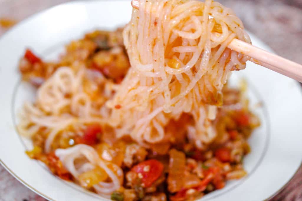 Vietnamese Ground Pork in Tomato Sauce (Thịt Băm Sốt Cà Chua) with noodles