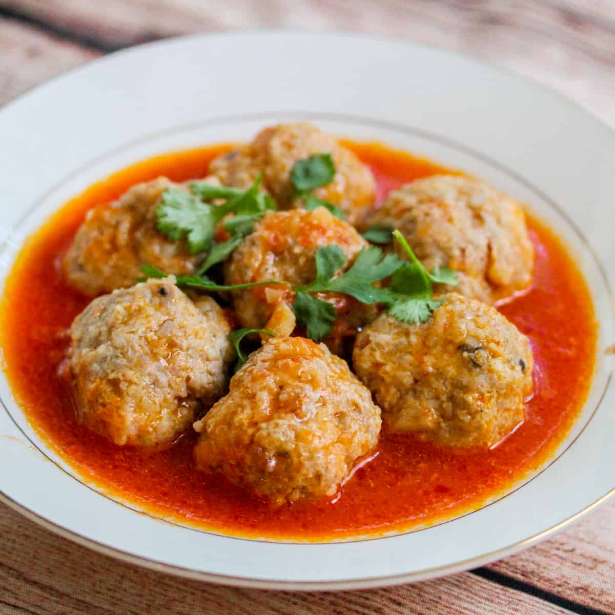 Vietnamese Meatballs (Xíu Mại)